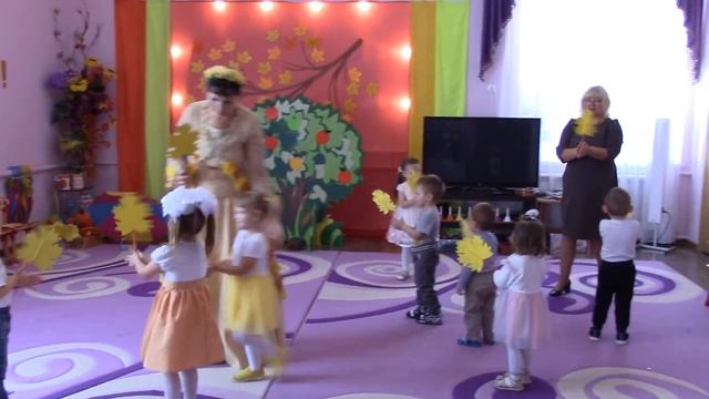 "Осень в гости к нам пришла" Осенний досуг. 2021г. смотреть онлайн