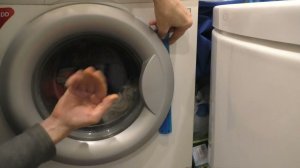 Помог соседке открыть дверцу стиральной машины LG