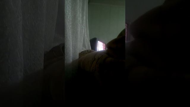 Лера нарисовала монобровь. смотреть онлайн