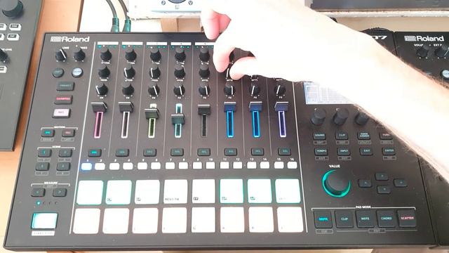 MC707 Deep Dark House Jam смотреть онлайн