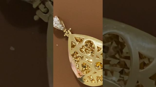 Золото за грамм 18000тг #gold #бриллиант #золото #алтын смотреть онлайн