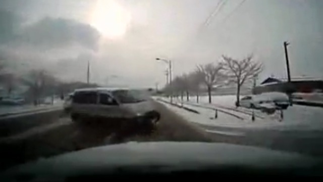 Авария зимой смотреть онлайн