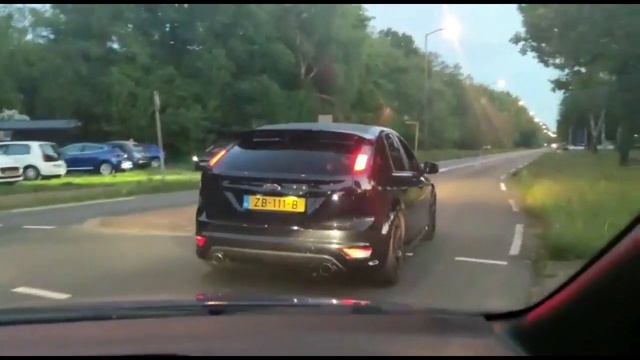 Ford Focus st mk2 shooting flames ??? смотреть онлайн