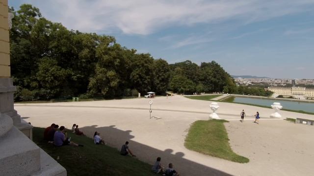 Vienna, Austria, Part 1: Schönbrunn Palace (Вена, Австрия, Часть 1, дворец Шёнбрунн) смотреть онлайн