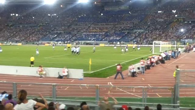 Alessandro Diamanti's free-kick that hit the bar vs Argentina (14/08/2013) смотреть онлайн