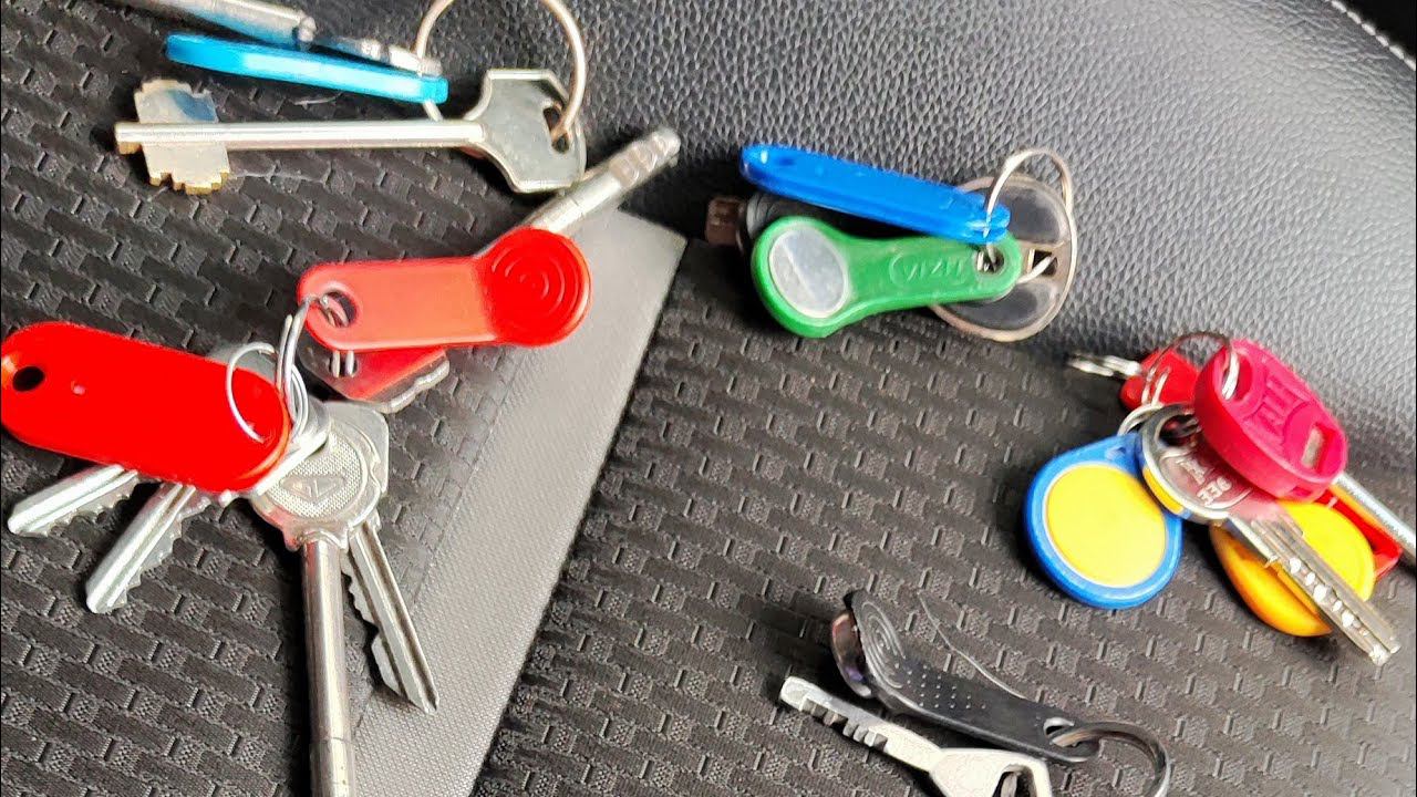 Демонтаж и стяжка - базовый набор для ремонта в стром фонде СПб. Обзор объектов. Февраль 2024 смотреть онлайн