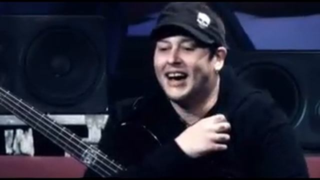 Slipknot - Paul Gray Behind The Player - Music History [Part 2] смотреть онлайн
