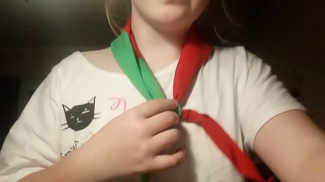 как завязывать пионерский галстук правельно! смотреть онлайн