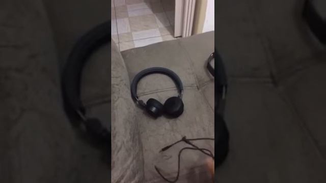 AKG Y40 análise смотреть онлайн
