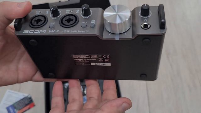 Распаковка аудиоинтерфейса Zoom UAC 2 | Unpacking Zoom UAC 2