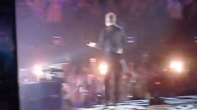 ROBBIE WILLIAMS - Come Undone - London The O2 23/11/2012