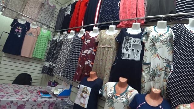 ДОМАШНЯЯ ОДЕЖДА НА РЫНКЕ САДОВОД/МАХРОВЫЕ И ВИСКОЗНЫЕ ПИЖАМЫ/ХАЛАТЫ/СВАДЕБНЫЕ ПЛАТЬЯ/ТРЕНДЫ СЕЗОНА смотреть онлайн