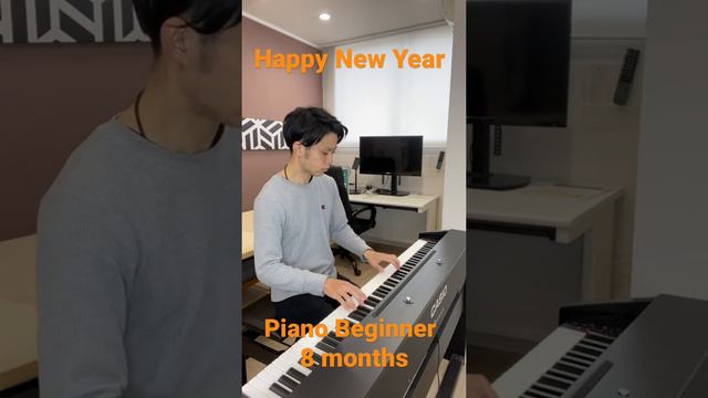 Piano Beginner / 8 months / Happy New Year / ABBA смотреть онлайн