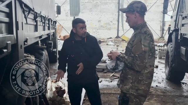 Вчера командир ЧВК «Вагнер» Лотос пообщался (https://t.me/prigozhin_2023_tg/1634) с бойцами ВС РФ в смотреть онлайн
