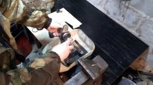 Устраняем стук направляющих переднего тормозного суппорта и скрип тормозов. Смазка для суппортов.