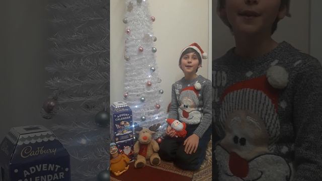 "Хто танцює на морозі" Марія Іваненко. Вірш про Новий рік! Прочитайте текст, вивчіть слова. смотреть онлайн