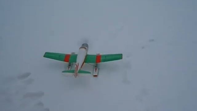 Як-18т модель на понтонах поплавках смотреть онлайн