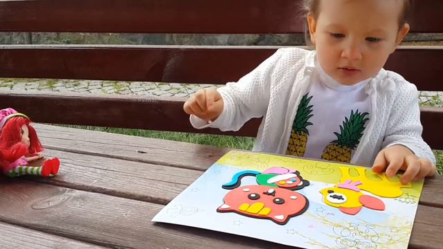 Eva ile resim etkinliği yaptık ama bu kez rüzgar bizi perişan etti 😁 смотреть онлайн