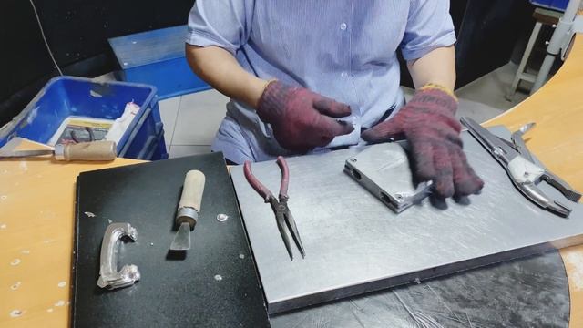 A Visit To Royal Selangor Pewter Museum смотреть онлайн
