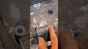 Ремонт маятника Нива