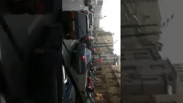 Большой белый круг садовая смотреть онлайн