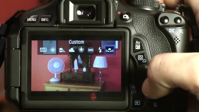 Canon 600D/550D T3i Custom White Balance