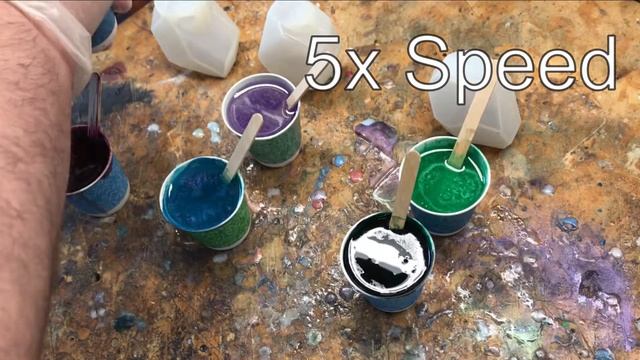 Casting Decorative Crystals with Polyester Resin смотреть онлайн
