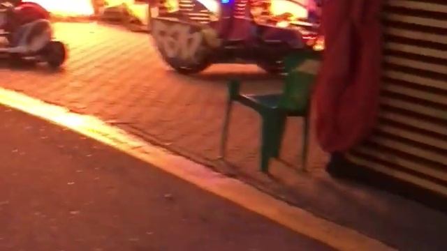Ижевск пожар на набережной. Горит велопрокат смотреть онлайн