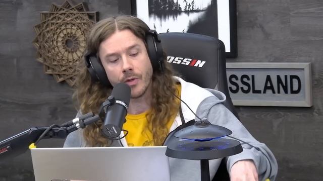 Democrats Double Down Calling Violent Subway Attacker The Victim смотреть онлайн