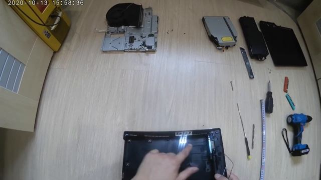SONY PLAYSTATION 3 | КАК ПОВЕСИТЬ НА СТЕНУ смотреть онлайн