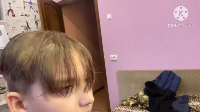 Стрижка с длинной ЧЁЛКОЙ для МАЛЬЧИКА. смотреть онлайн
