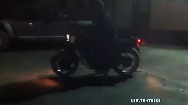 Honda VT250F exhaust sound and fly by смотреть онлайн
