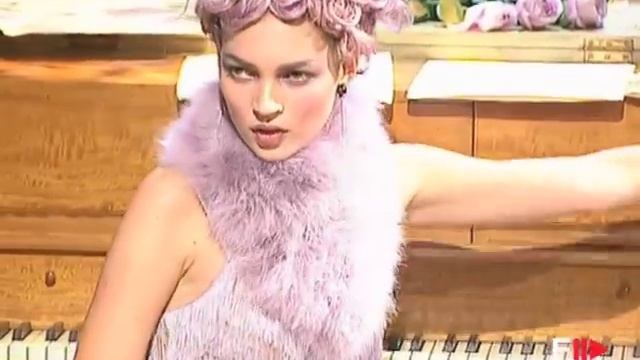 CHRISTIAN DIOR Spring Summer 1998 Paris - Fashion Channel