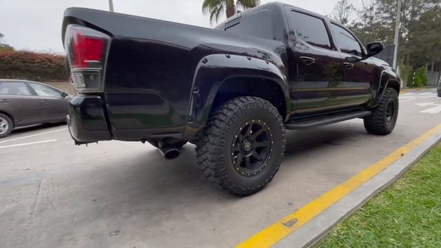Toyota Tacoma TRD Pro смотреть онлайн