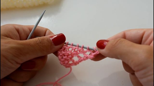 Вязание спицами: простая шаль-бактус,платочной вязкой. смотреть онлайн