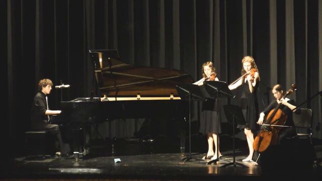 RLHS Talent Show HD- "Just Be Friends" Alex Peffer (AKA God) смотреть онлайн