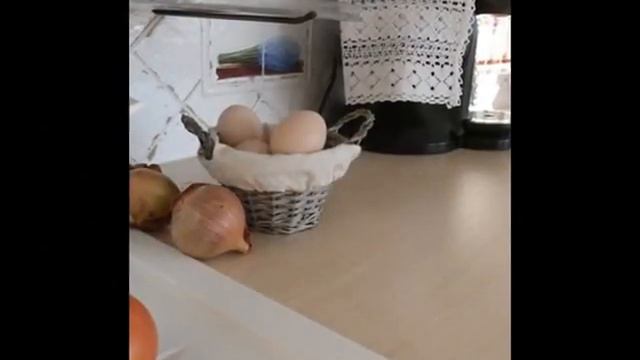 Очаровательная кухня-гостиная в стиле Прованс смотреть онлайн
