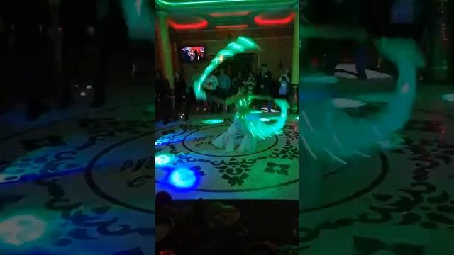 Светодиодный танец с вейлами смотреть онлайн
