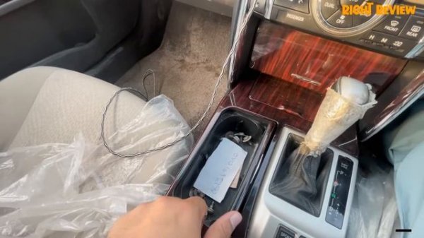 Toyota Mark X 2010 Walkaround & Specs | Mark X 2010 Review | Toyota Mark X Price in Pakistan