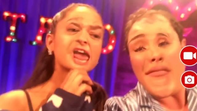 Ariana Grande And Alan Carr's Slumber Party | Full Interview | Alan Carr: Chatty Man смотреть онлайн