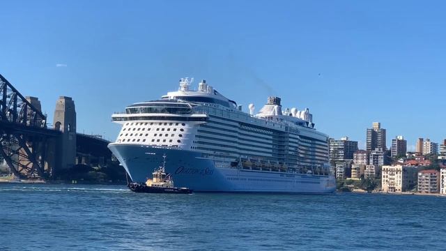 Как провожают пароходы?Совсем не так как поезда… «Овация» уходит в большое плавание🚢⛰️🏝️21.01.2024 смотреть онлайн