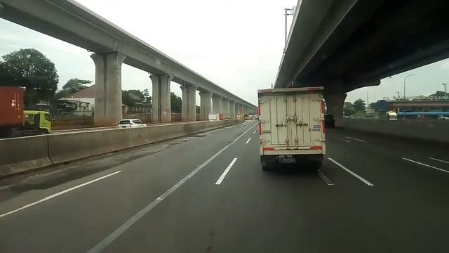 Truck Mercedes Benz Axor 2528 Stronger and Faster #sodrekers смотреть онлайн