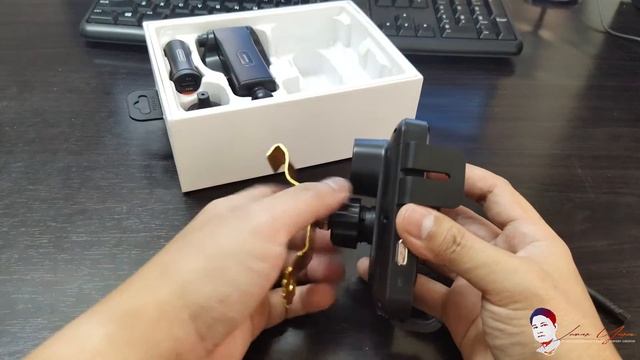 Unboxing JOYROOM JR-ZS219 15W Wireless Fast Charging Car Holder And DIY Mount