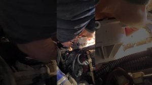 замена вакумного насоса газель с двигателем cummins 2.8 каминс