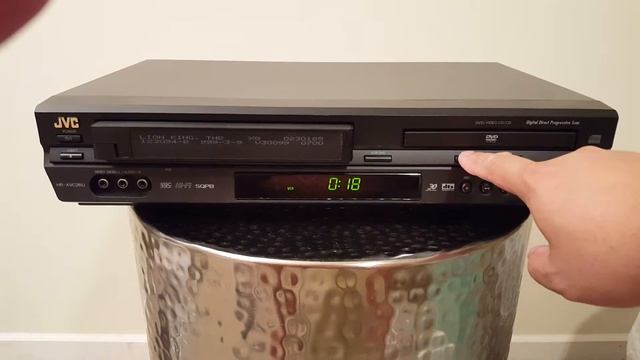 JVC HR XVC26U смотреть онлайн