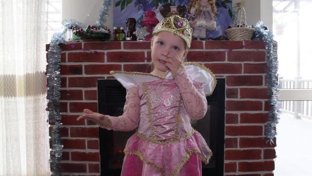 Новогодний стих от Мариэль! #Лучезарнаясемья смотреть онлайн