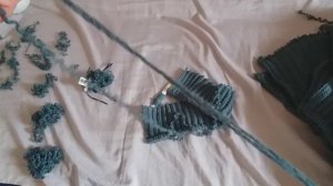 Как я распускаю старые свитера, и готовлю нитки к вязанию.