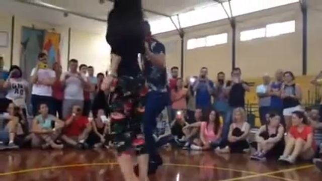 Bachata workshop, Daniel and Desiré dancing "As Long As You смотреть онлайн