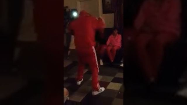 B boy Sergio robot break dance смотреть онлайн