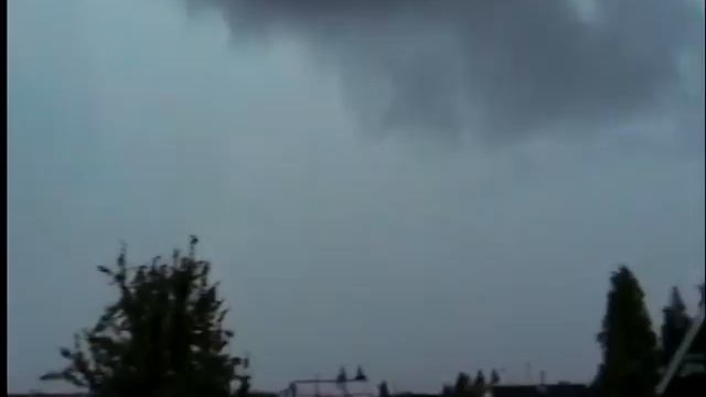 Страшная гроза в пятницу 13 июля 2007 A terrible storm on Friday July 13, 2007 in Russia смотреть онлайн